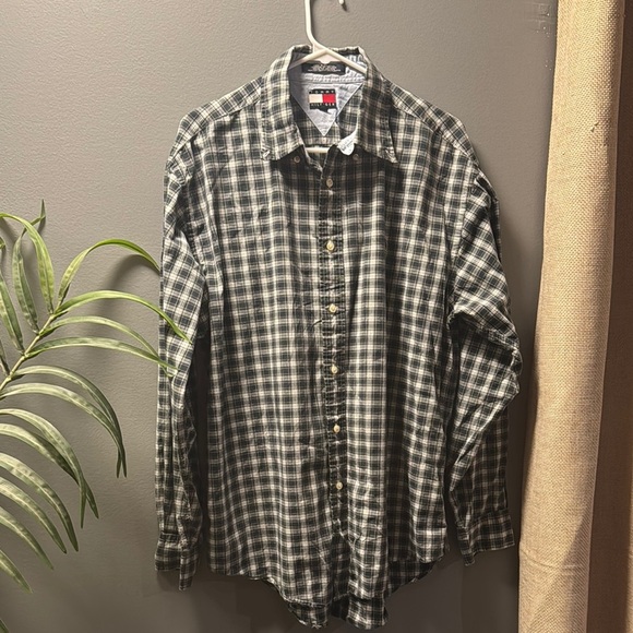 Tommy Hilfiger Other - Tommy Hilfiger White and Green Casual Button Down Shirt